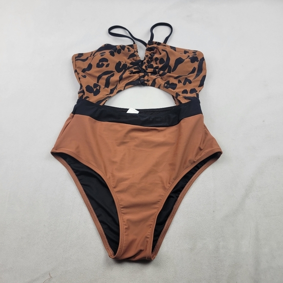 NWT Cupshe bown and lepord print cutout one-piece swimsuit bathingsuit - Picture 4 of 6